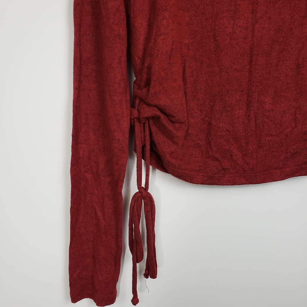 Popular Basic Red Ruched Sweater - Picture 3 of 4
